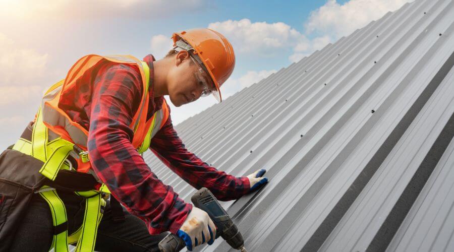 Professional Emergency Roof Repairs services in Divernon, IL